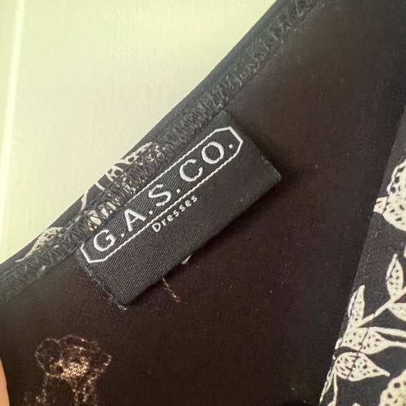 Vintage Black Floral Print V-Neck Maxi Dress - Picture 3 of 4